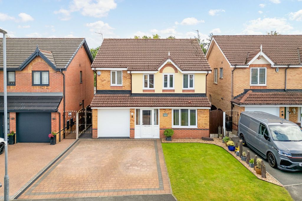 Property photo 1 of 60