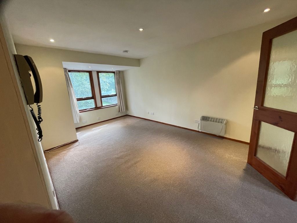 Property photo 2 of 12 Photo 2