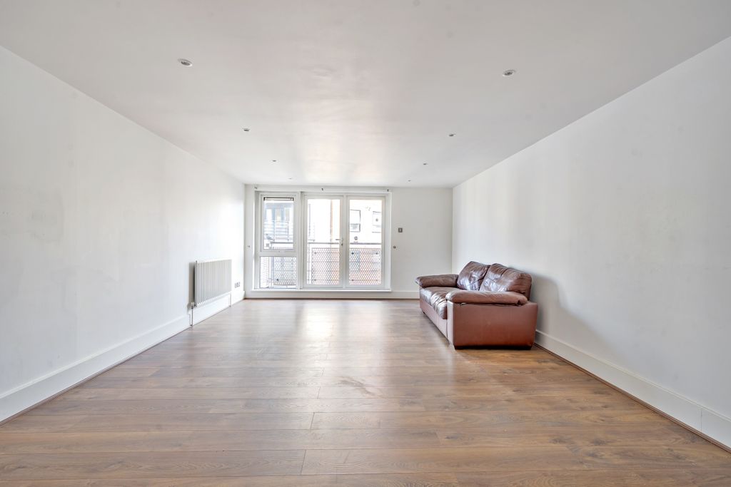 Property photo 2 of 9 1273560 (2)