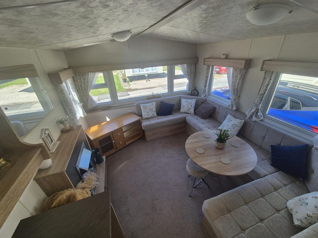 Property photo 2 of 6 09Cf70Bb 37Fa 4c29 A35c 03De25A92A67.Jpg