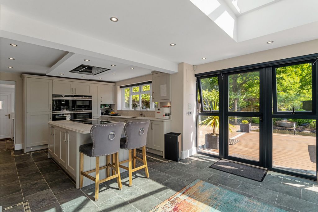 Additional image 13 of 6 bed detached house for saleCherry Pit Lane, Beoley, Worcestershire B98