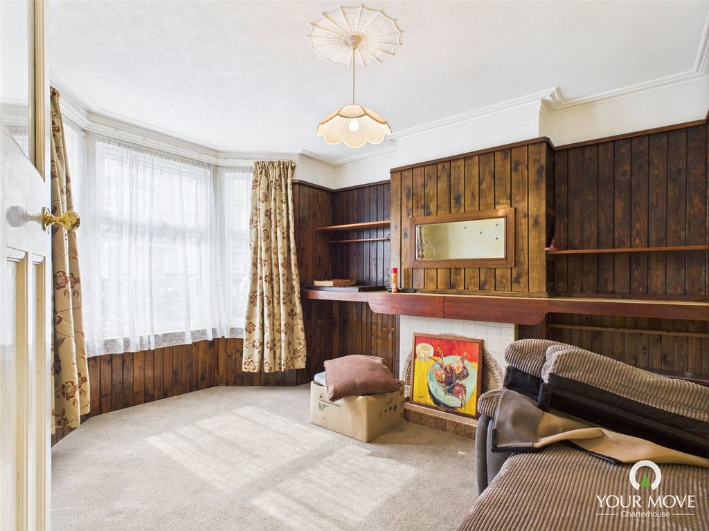Property photo 3 of 11 Picture No. 01