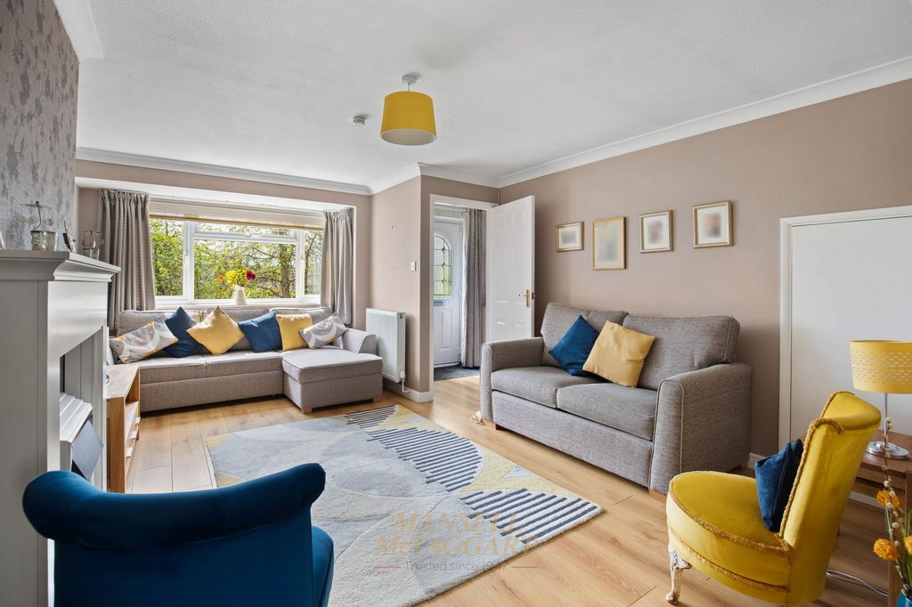 Property photo 3 of 20