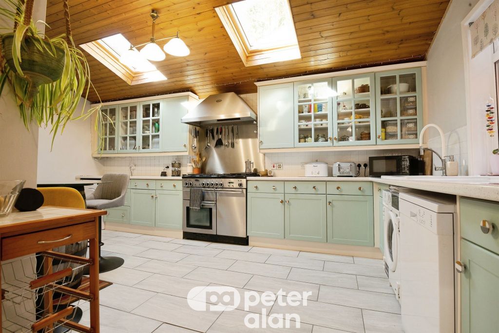 Property photo 2 of 26