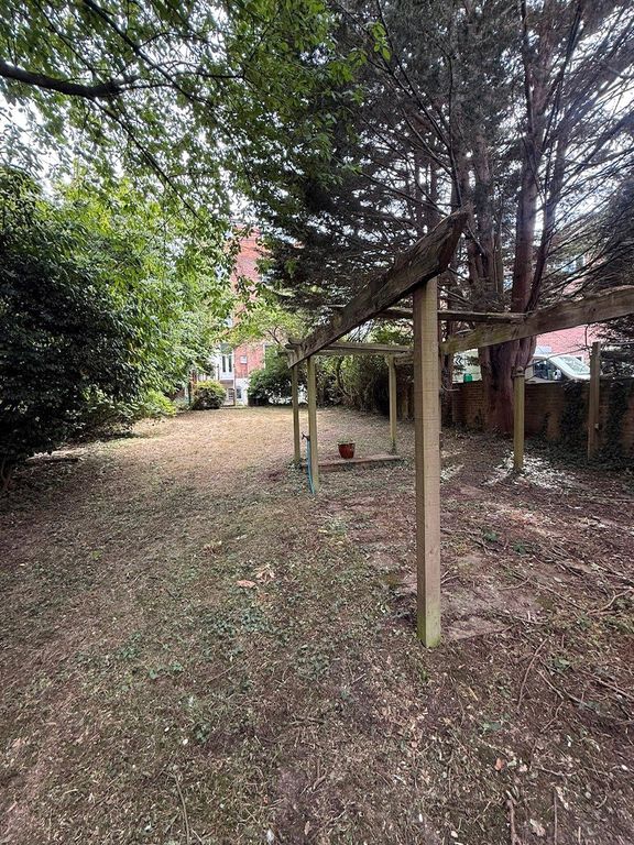 Property photo 2 of 17 Picture No. 18