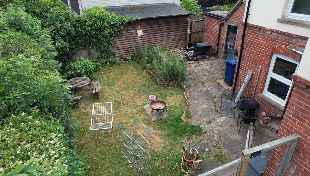 Property photo 2 of 9 Photo 2