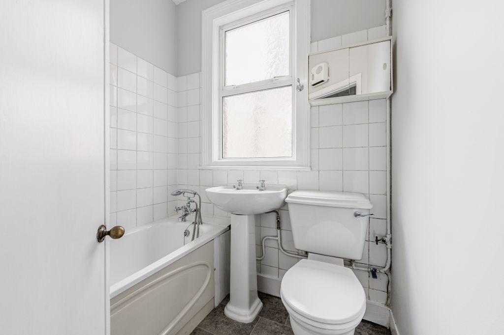 Property photo 3 of 6 Bathroom