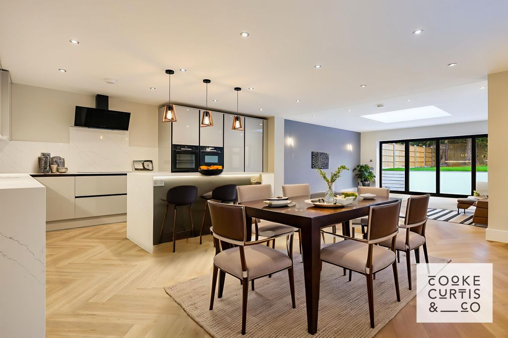 Property photo 2 of 33 Img20Diningroommodern01