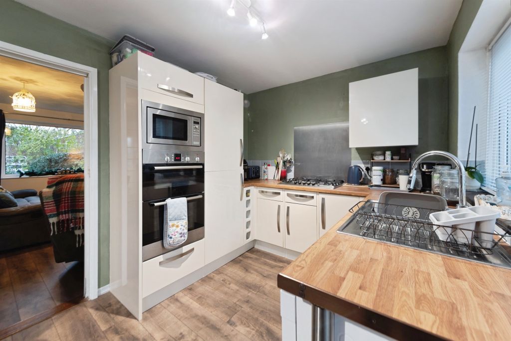 Property photo 3 of 20