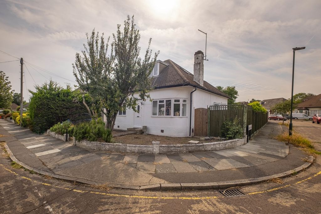 Property photo 1 of 13