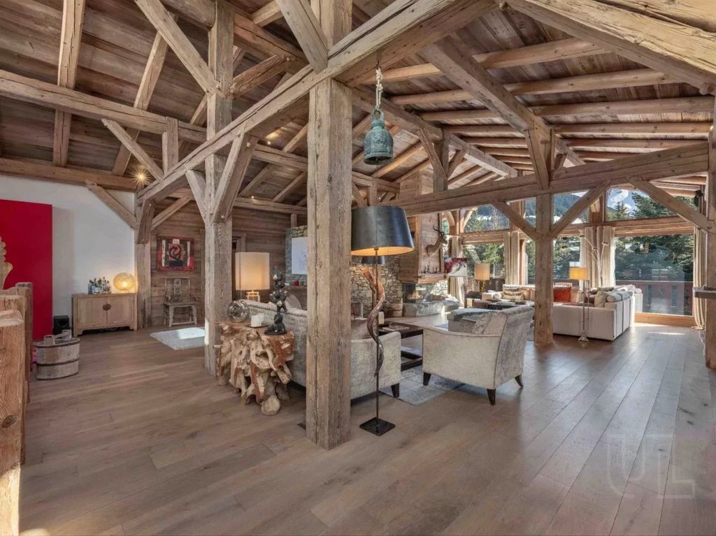 Property photo 2 of 33