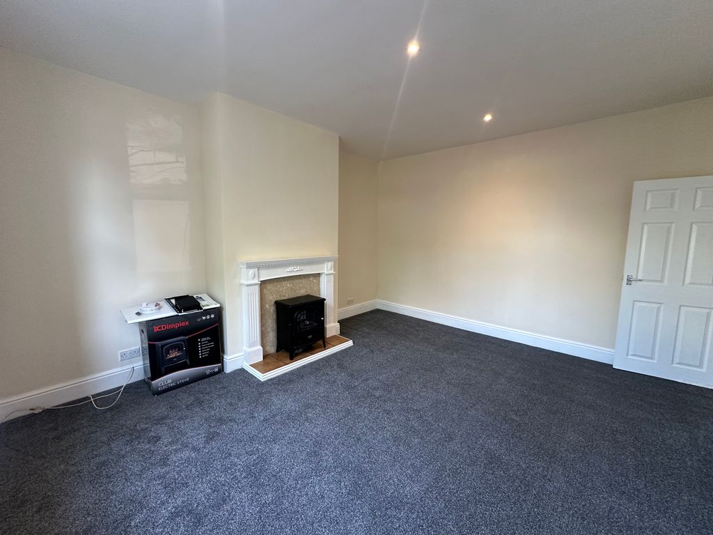 Property photo 1 of 13 Bedroom 1