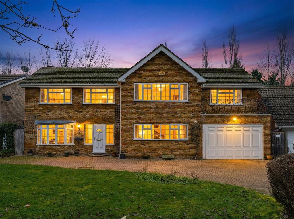 Property photo 1 of 25