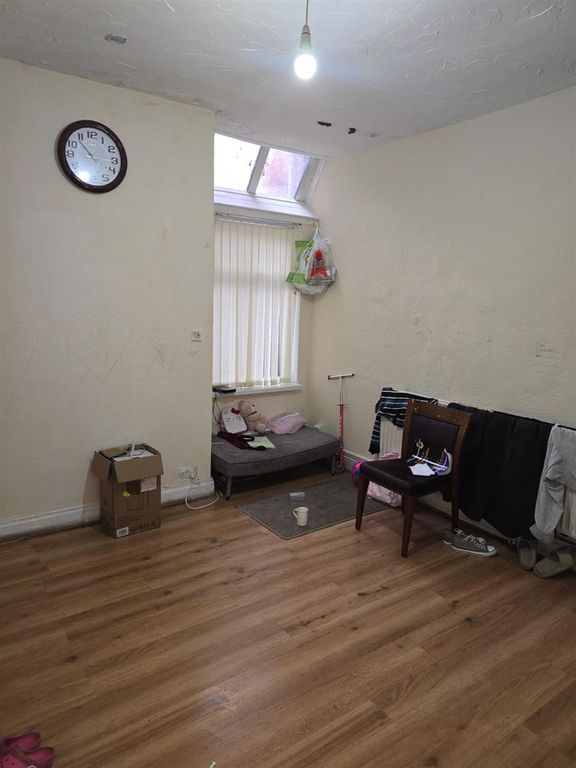 Property photo 3 of 7 Ac215014-3234-4B5d-8257-86A3Fcef7226.Jpg