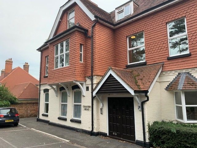 Property photo 1 of 4