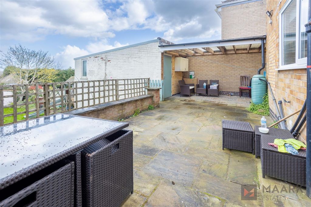 Additional image 19 of 3 bed semi-detached house to rentWoodgate Drive, Birstall, Leicester LE4