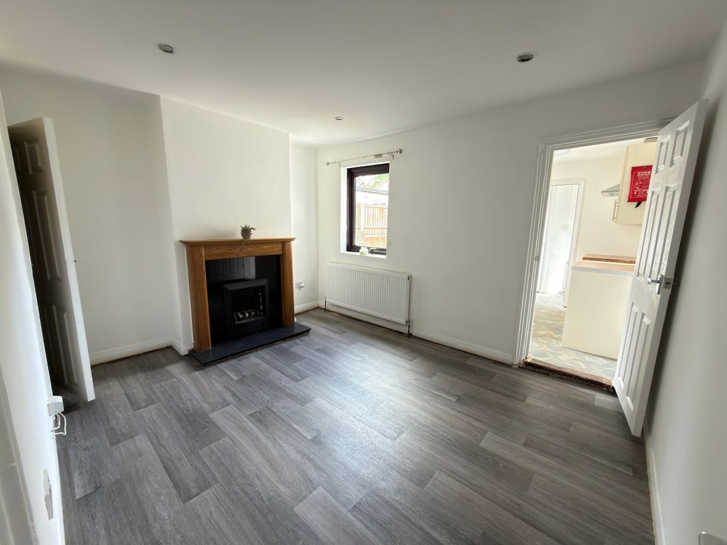 Property photo 1 of 9 Img_1047.Jpg