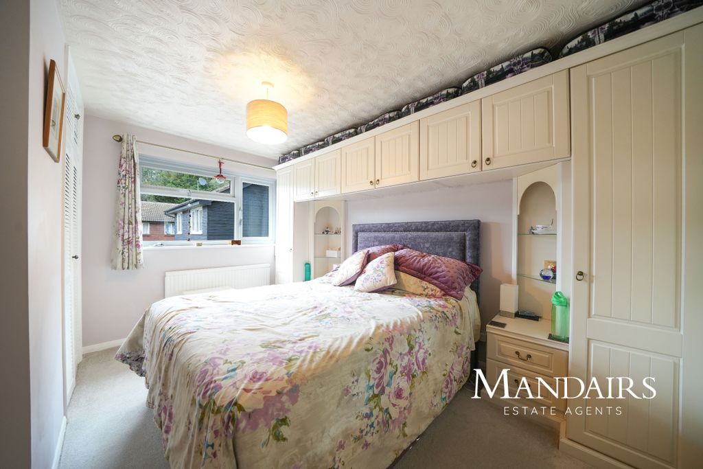 Property photo 2 of 36