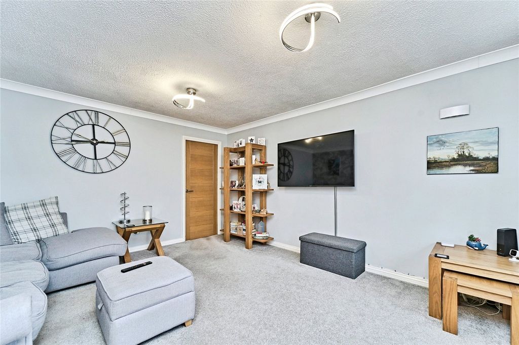 Property photo 2 of 23 Picture No. 26