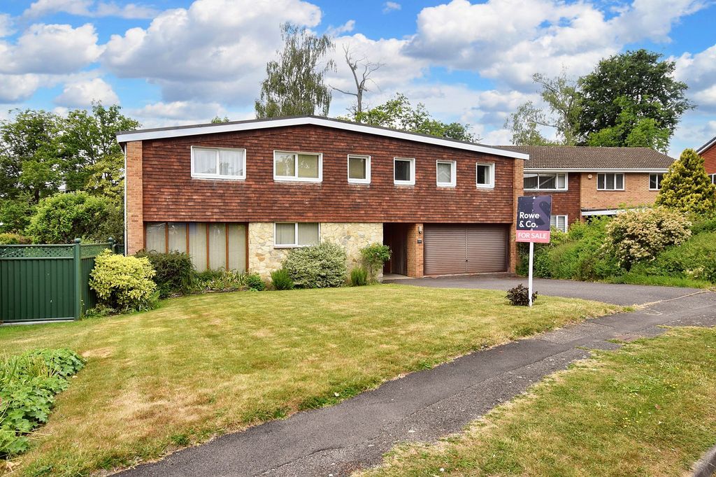 Property photo 1 of 14