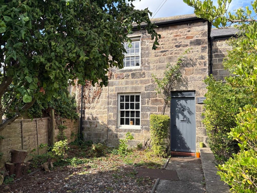 Property photo 1 of 10 External