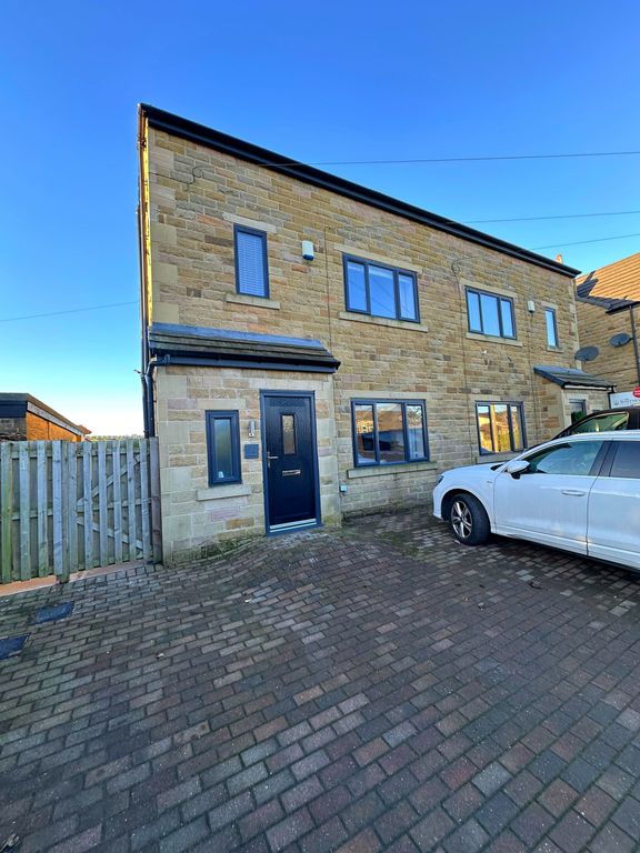 Property photo 1 of 31