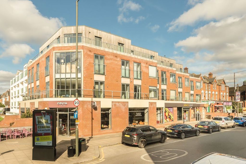 Property photo 1 of 9