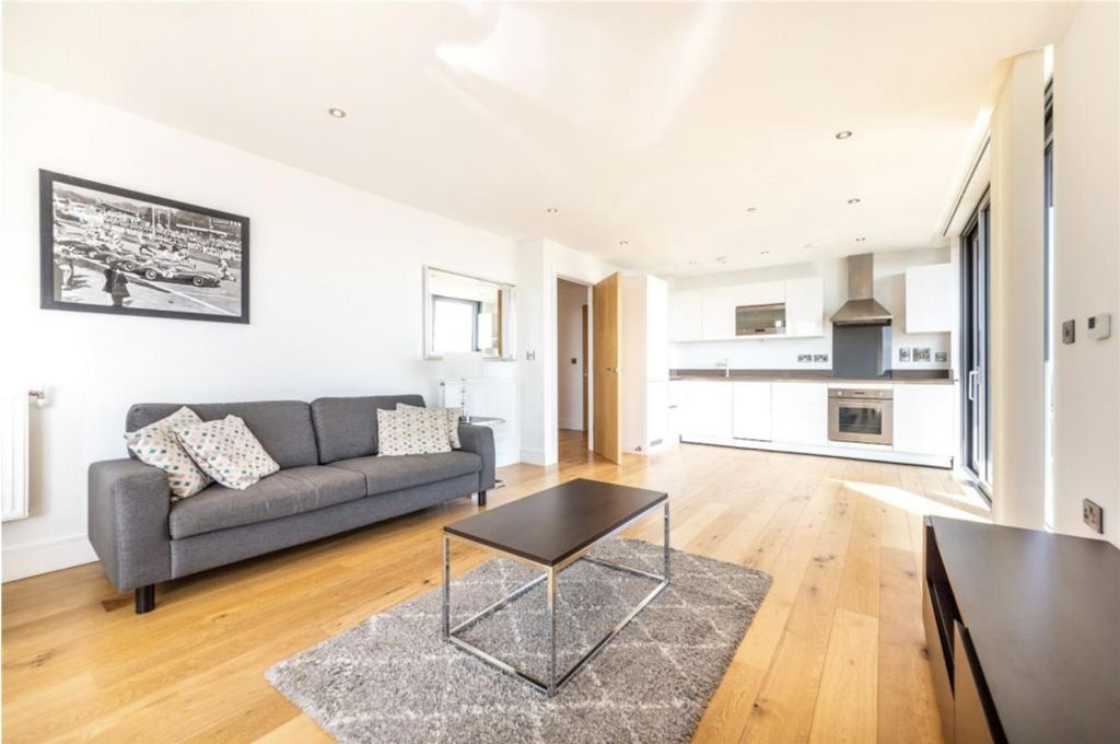 Property photo 1 of 17 Screenshot 2025-11-20 At 18.07.58.Png