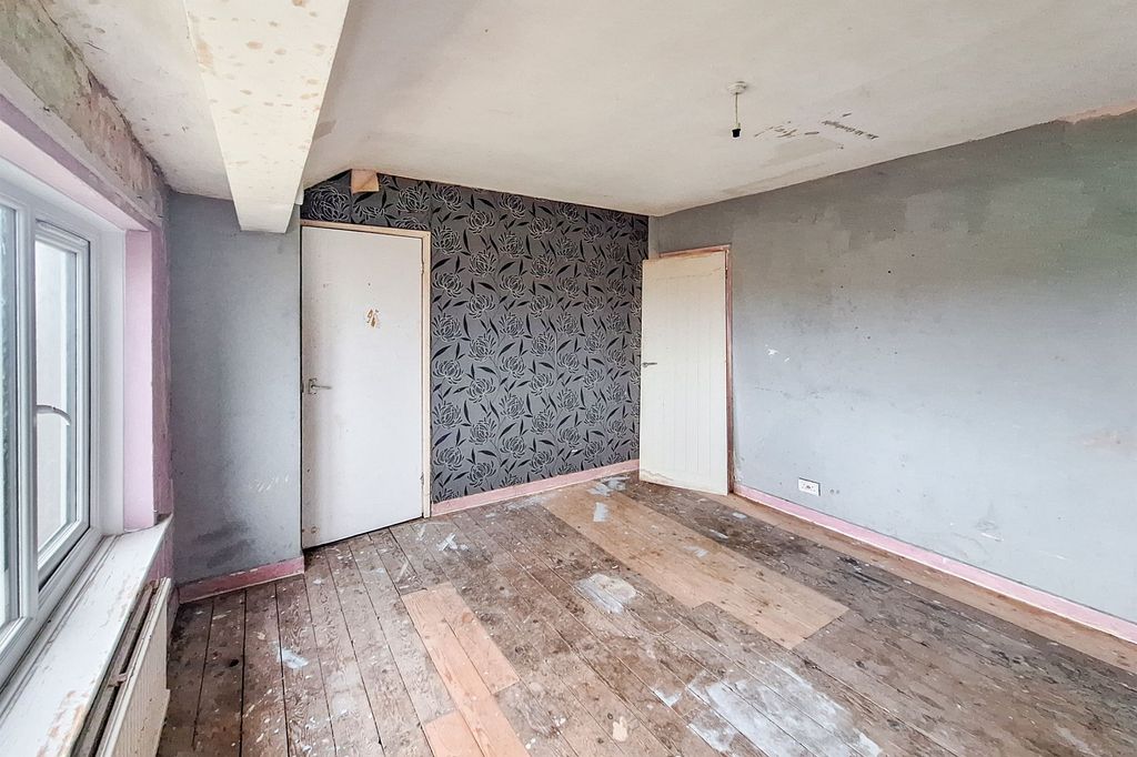 Property photo 2 of 17 17 Shore Road, Salterbeck, Workington Ca14 5Hl