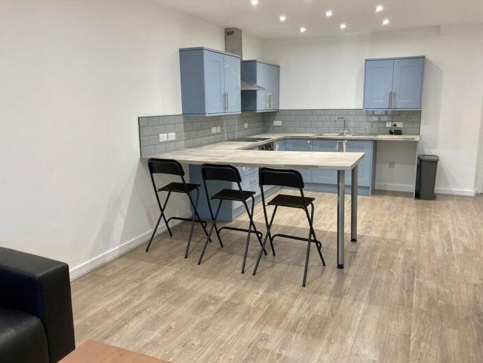 Property photo 1 of 4