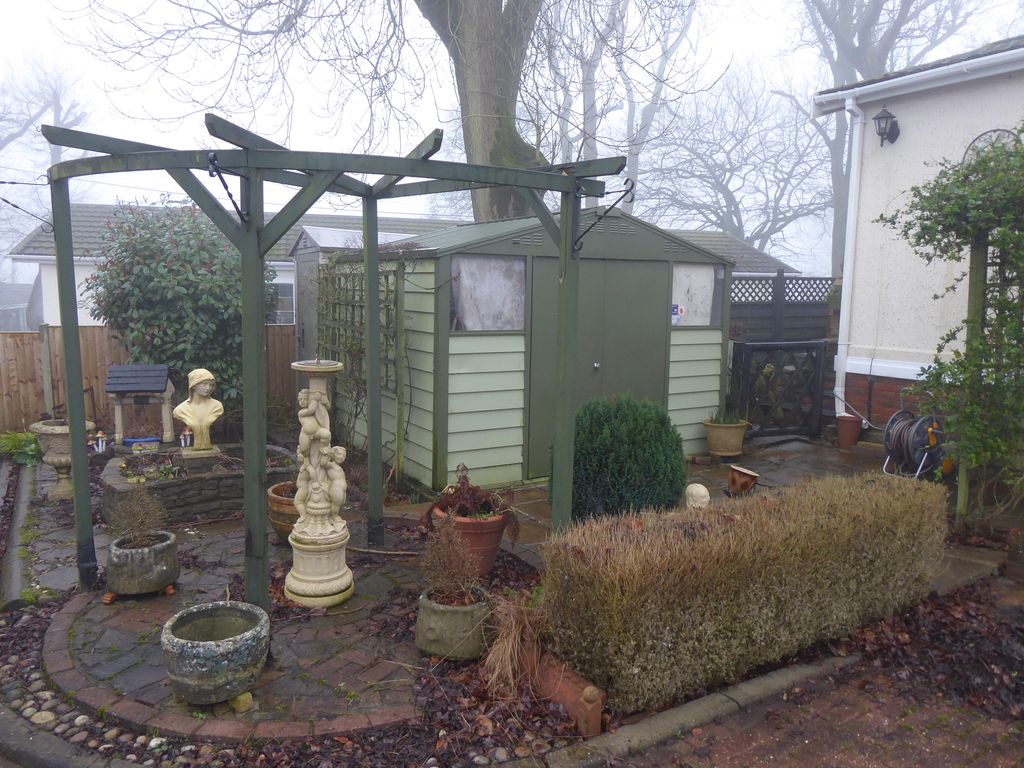 Property photo 3 of 6