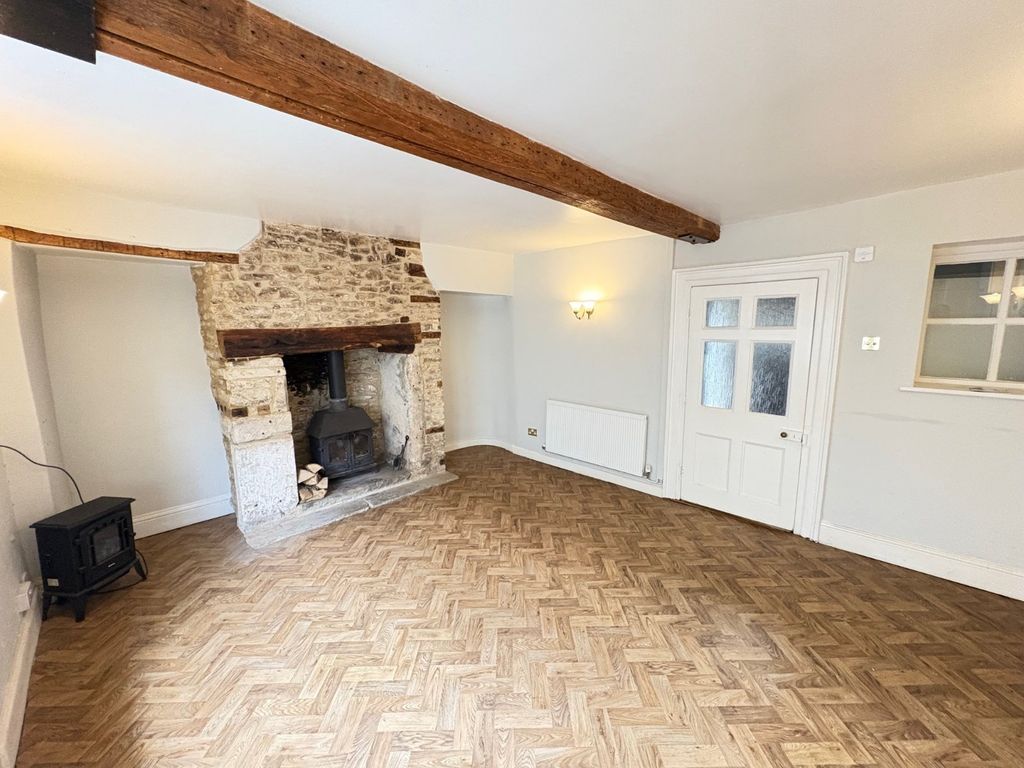 Property photo 2 of 13 Picture No. 12