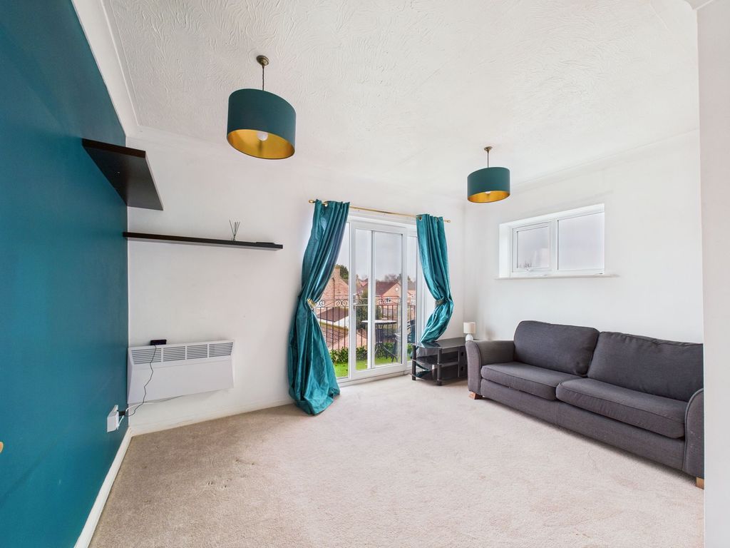 Property photo 2 of 15