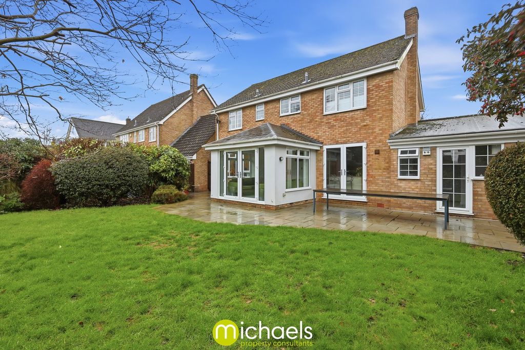 Property photo 2 of 37