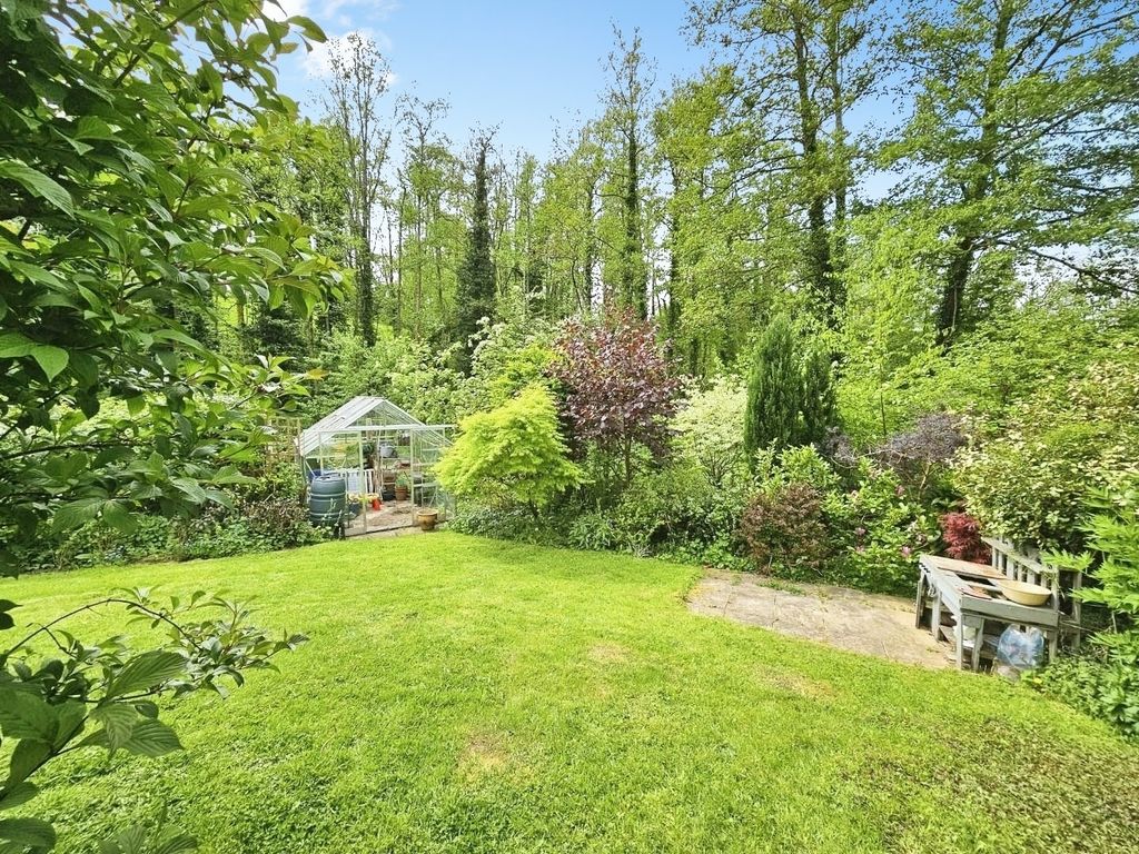 Property photo 2 of 30 Pbox-Img.Jpg