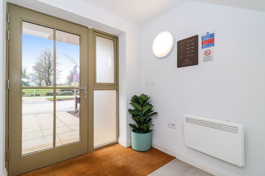 Property photo 3 of 35