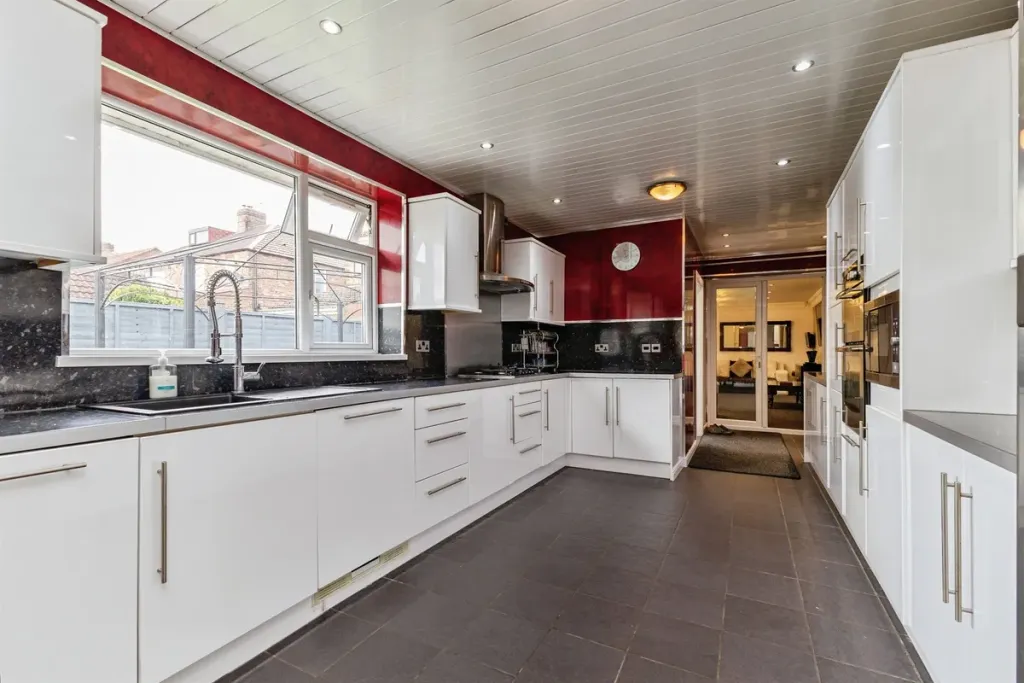 Additional image 13 of 5 bed semi-detached house for saleHeythrop Drive, Middlesbrough TS5