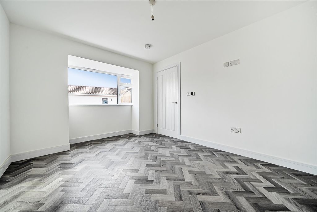 Property photo 2 of 16 1261000 (16).Jpg