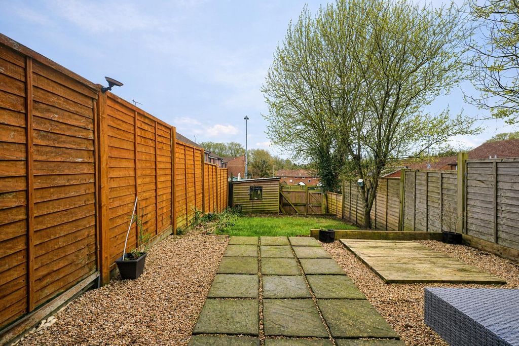 Property photo 2 of 19 42B8d2d9-F8E6-4B39-Aa77-9d1084Dbf9A0.Png