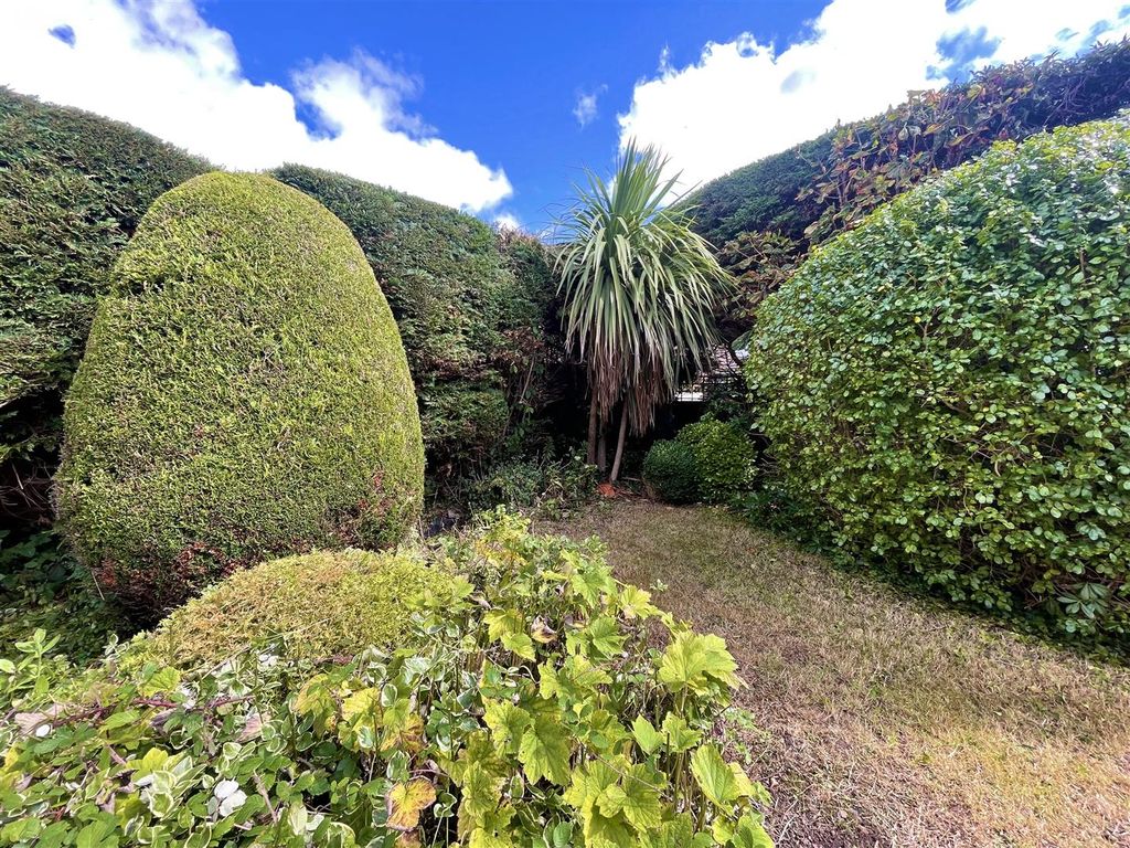 Additional image 12 of 3 bed detached bungalow for saleGlenview Avenue, Pembroke Dock SA72