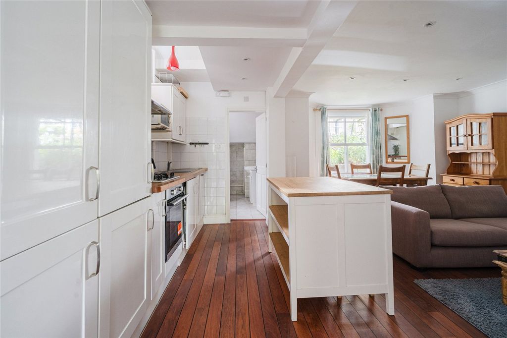 Property photo 1 of 9 Picture No. 32