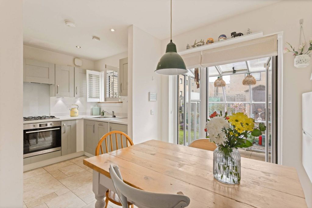 Additional image 7 of 3 bed end terrace house for saleLairdship Drive, Sighthill, Edinburgh EH11