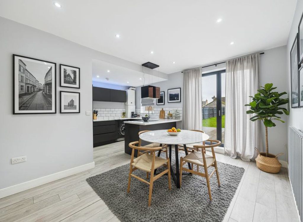 Property photo 3 of 19 Dining Kitchen (Virtually Furnished)