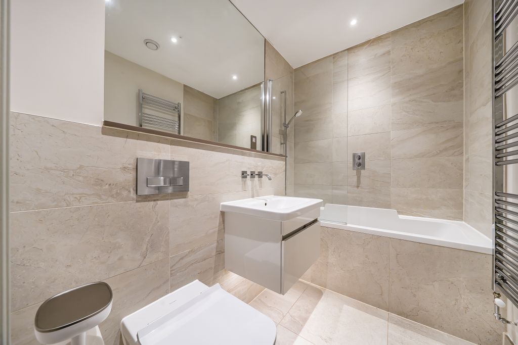 Additional image 7 of 2 bed flat for saleDenzil Road, Guildford GU2