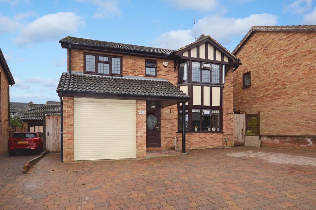 Property photo 2 of 18