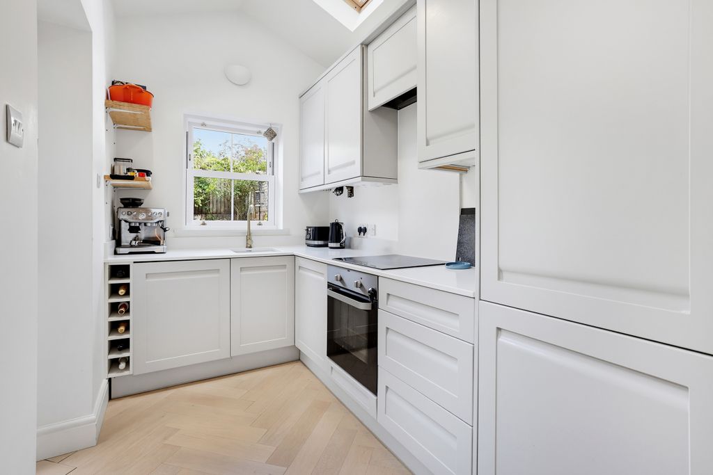 Property photo 1 of 23 Kitchen