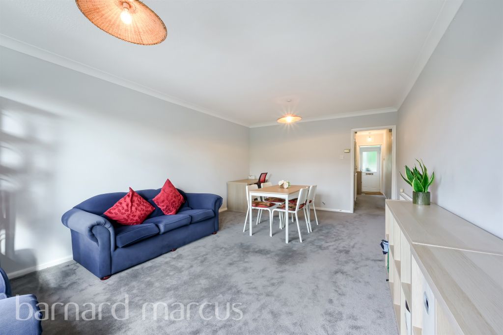 Property photo 3 of 12