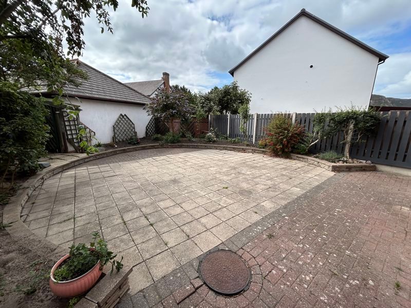 Property photo 1 of 16 Photo 14