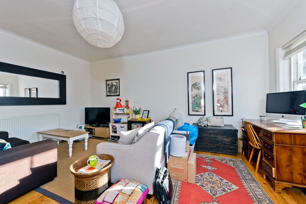 Property photo 3 of 6 41Cstjamesrd.Recepti