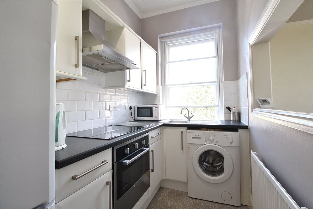 Property photo 3 of 7 Picture No. 04